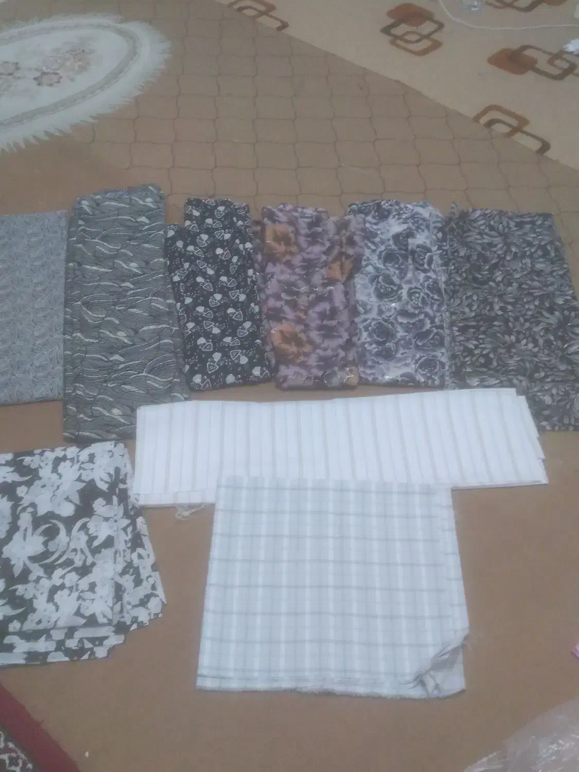 چادر رنگی دوخته نشده با پارچه پیرهنی|لباس|محمدشهر, محمدشهر|دیوار