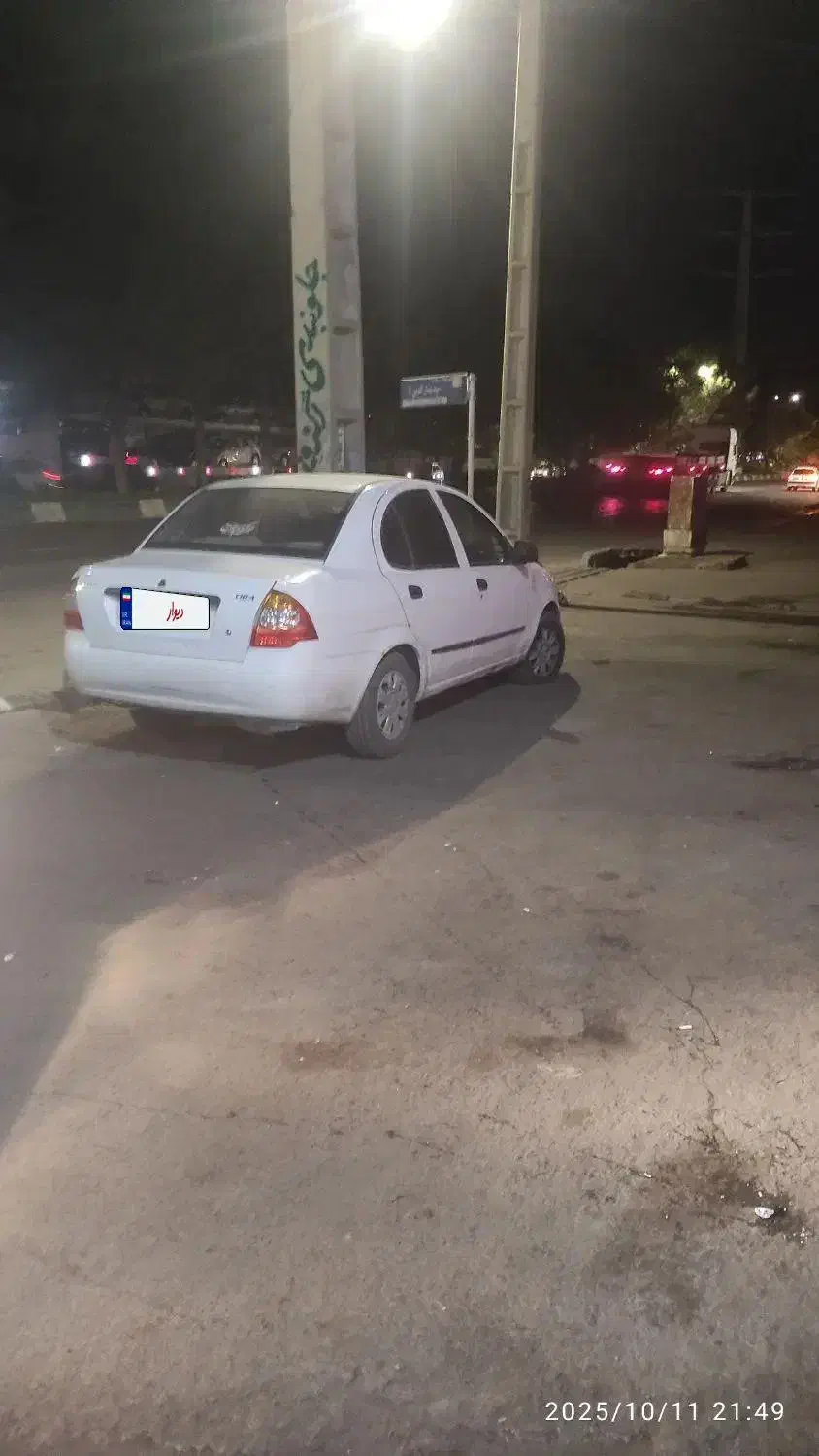 تیبا یک مدل 96 ستیکه رنگ شاسی جلو یطرف ضربه داره|خودرو سواری و وانت|ساوه, |دیوار