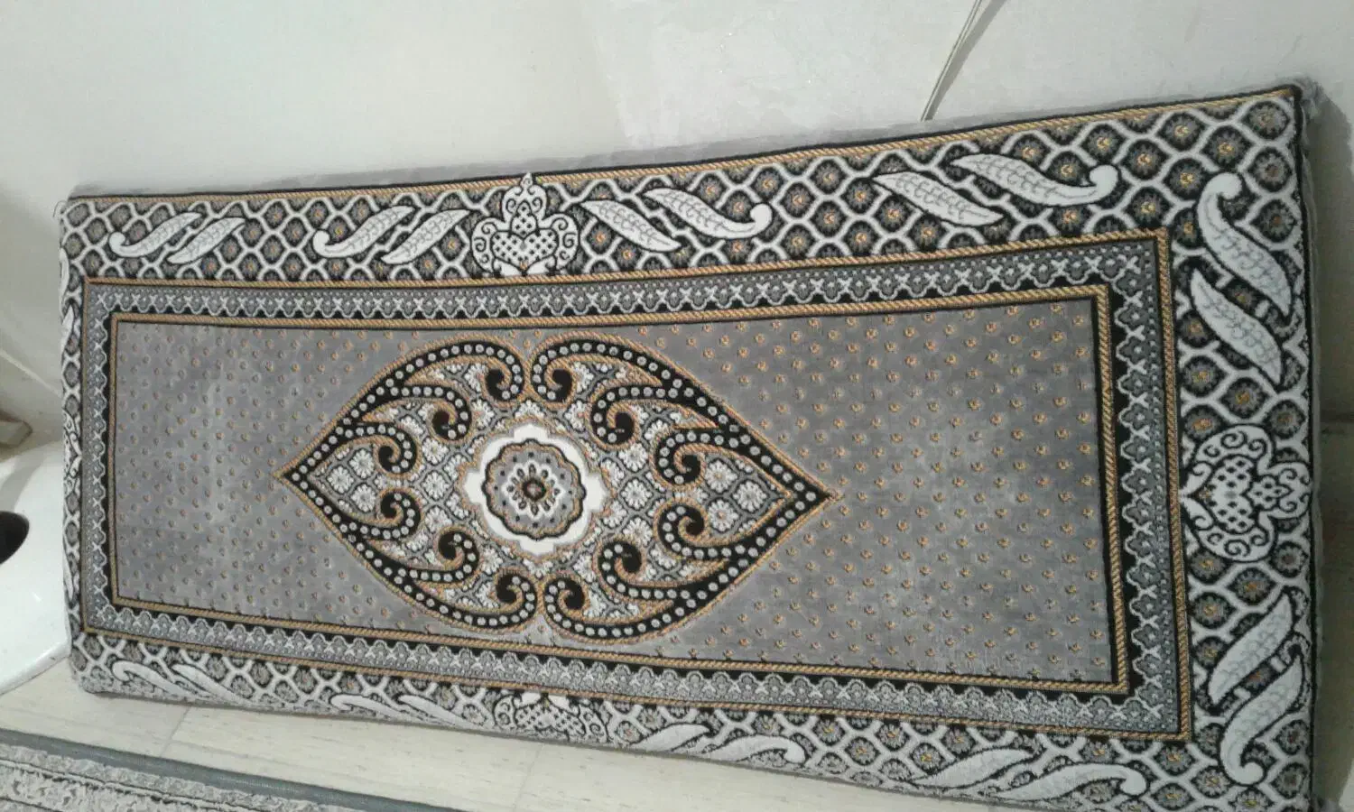 پشتی سالم و تمیز|پشتی|گرگان, |دیوار