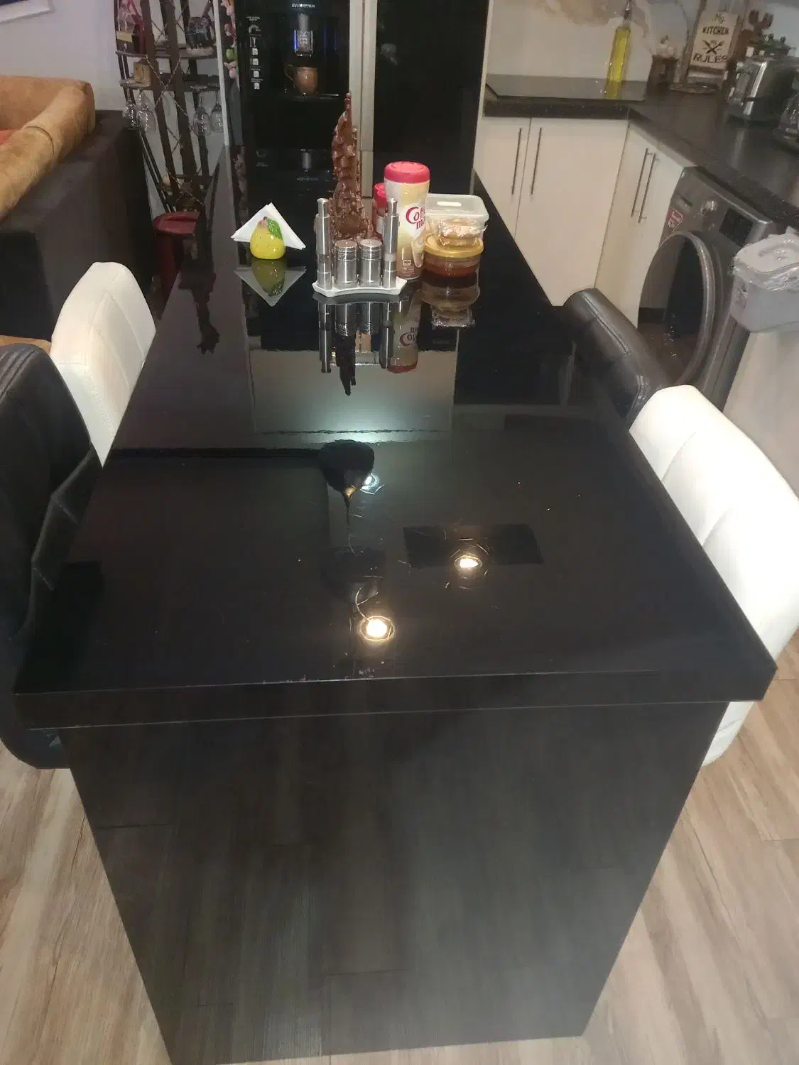 کانتر یا جزیره|میز و صندلی غذاخوری|کیش, |دیوار