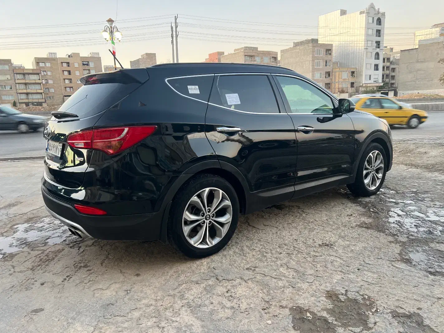 سانتافه مشکی2015 فول کامل|خودرو سواری و وانت|کرمانشاه, |دیوار