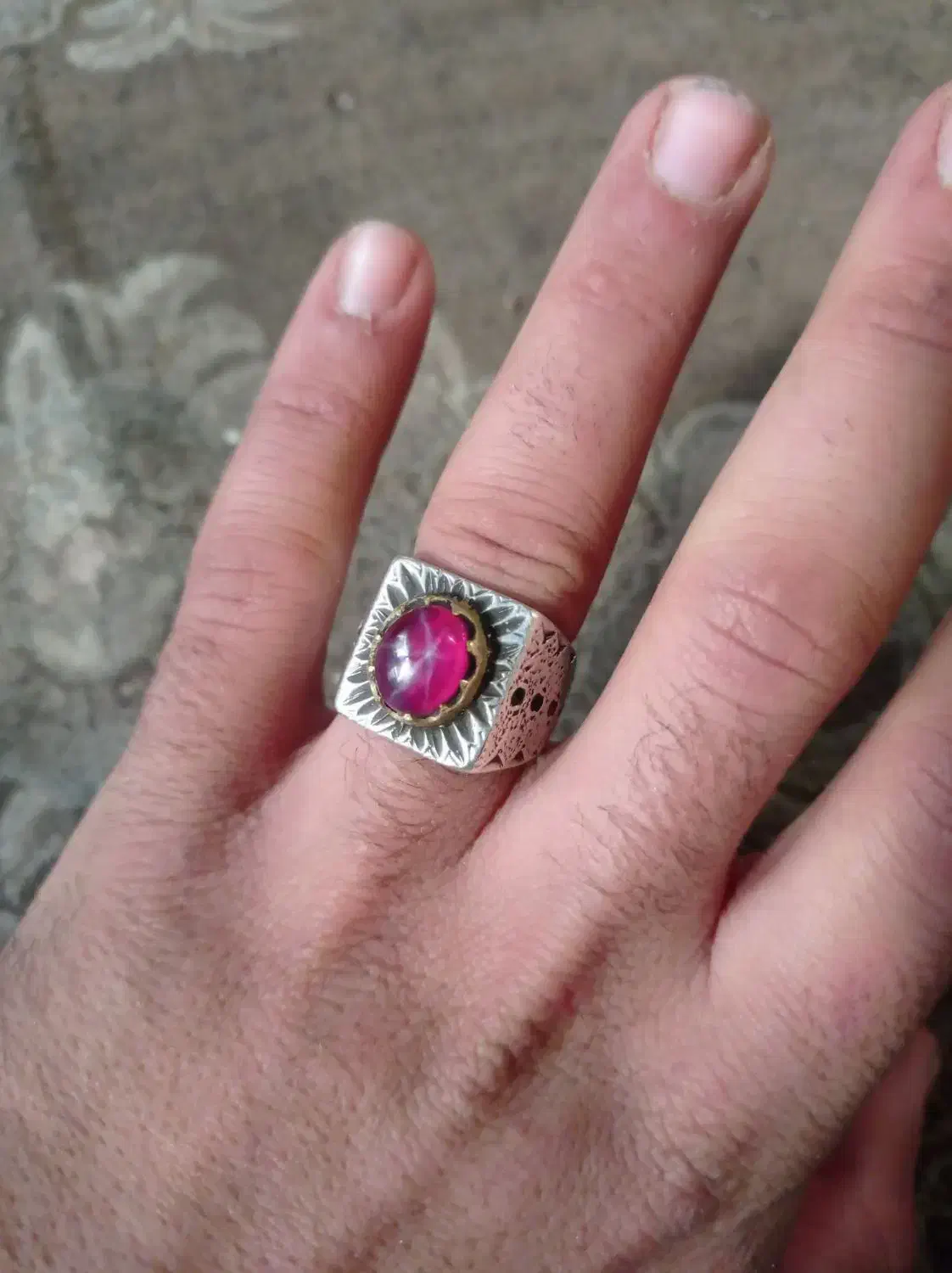 یاقوت دون اناری ستاره پران|جواهرات|ورامین, قويينک زهری|دیوار