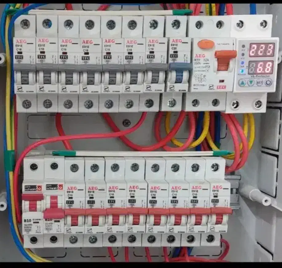 برق کار|خدمات پیشه و مهارت|رودهن, |دیوار