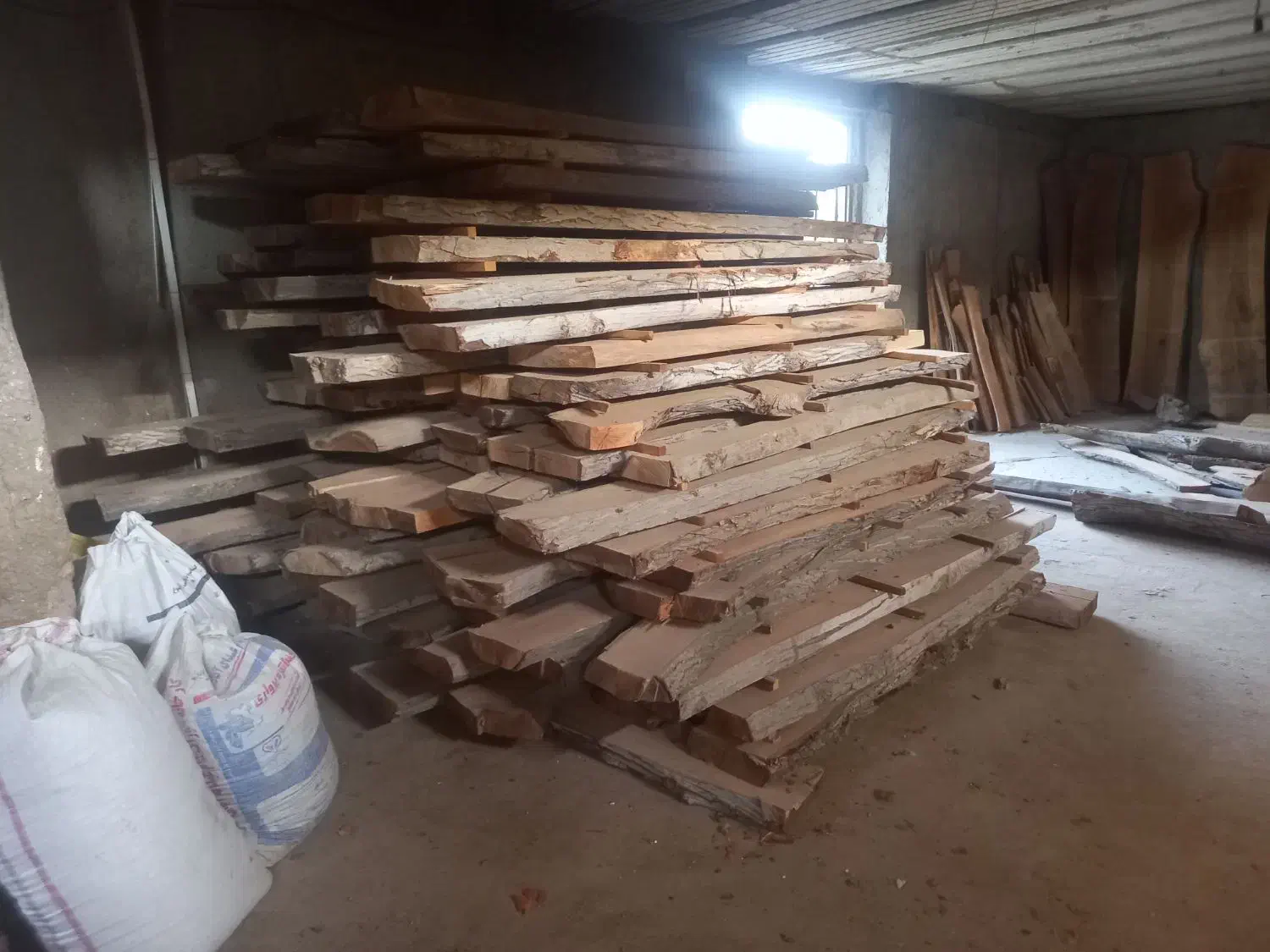 الوار  گردو خشک|عمده‌فروشی|بجنورد, |دیوار