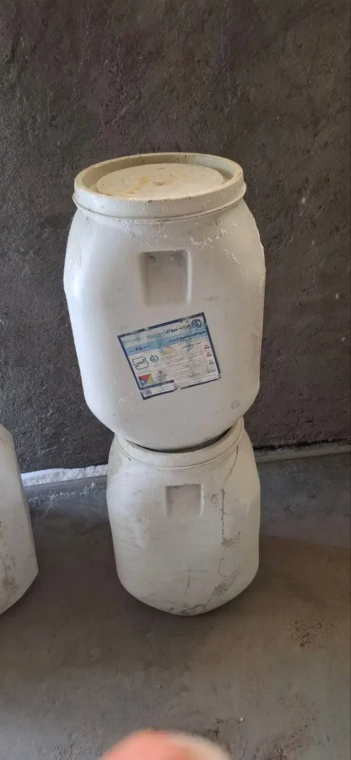 دبه لیتری|ظروف نگهدارنده، پلاستیکی، یک‌بارمصرف|مراغه, |دیوار