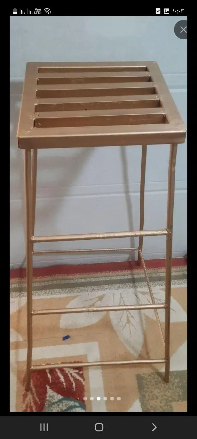 فروش ۲عدد چهار پایه متوسط و بزرگ|صندلی و نیمکت|الیگودرز, |دیوار