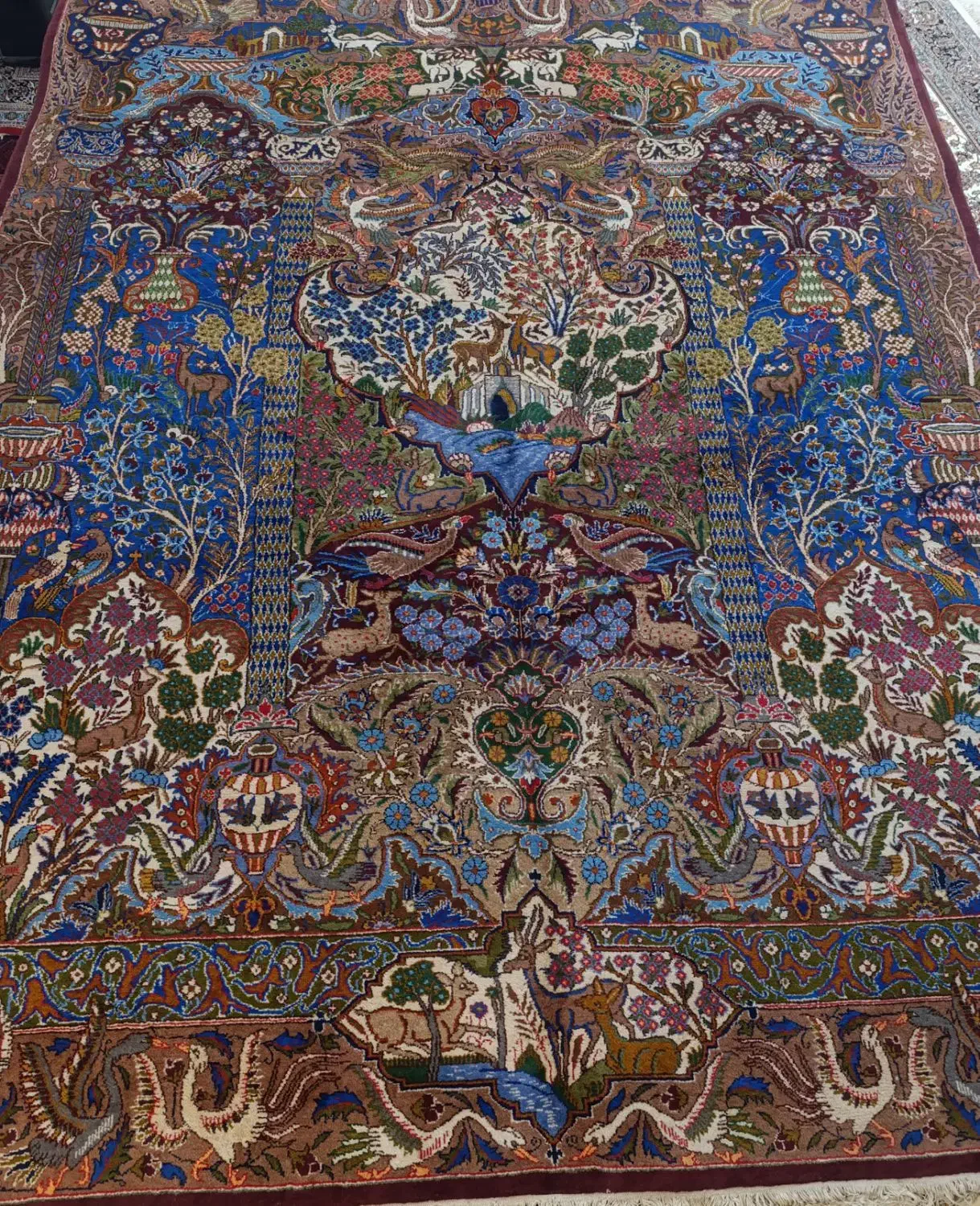 فرش دستباف۴×۳(۱۲متری)|فرش|تربت‌حیدریه, فرمانداری|دیوار