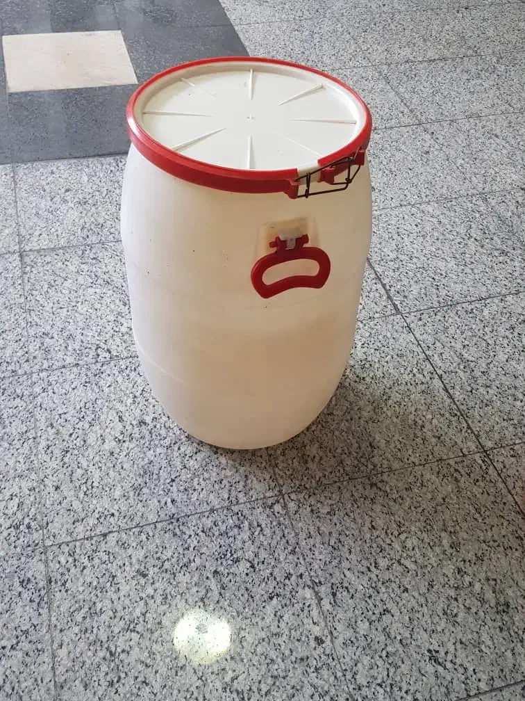 دبه و جام تنگ شیشه ای|ظروف نگهدارنده، پلاستیکی، یک‌بارمصرف|تهران, هوانیروز|دیوار