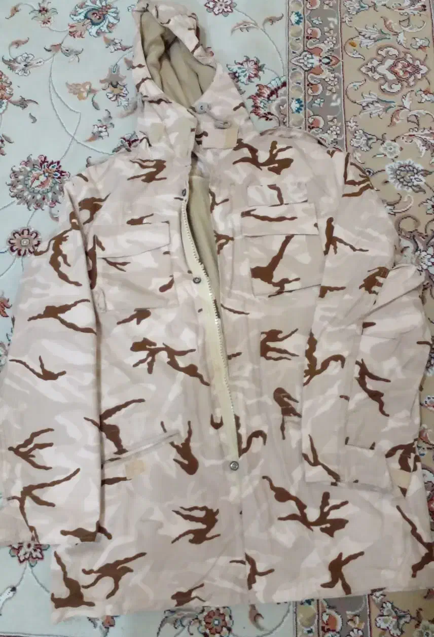 لباس سربازی|کیف، کفش، کمربند|شیراز, زرهی|دیوار