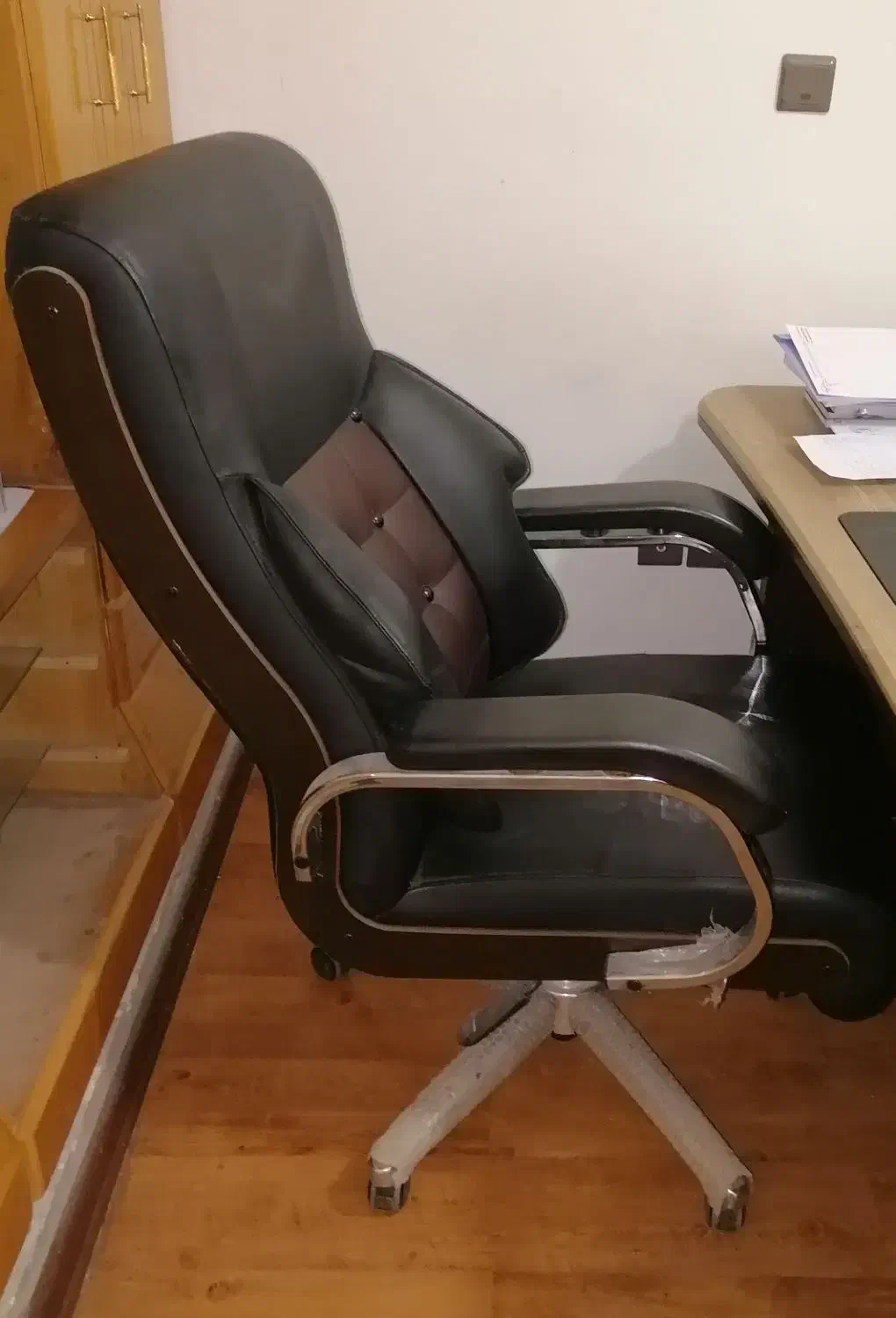 صندلی مدیریت|صندلی و نیمکت|یزد, |دیوار