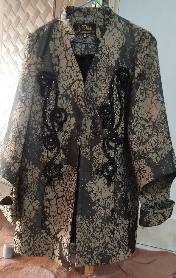 کت نو|لباس|خرمآباد, |دیوار