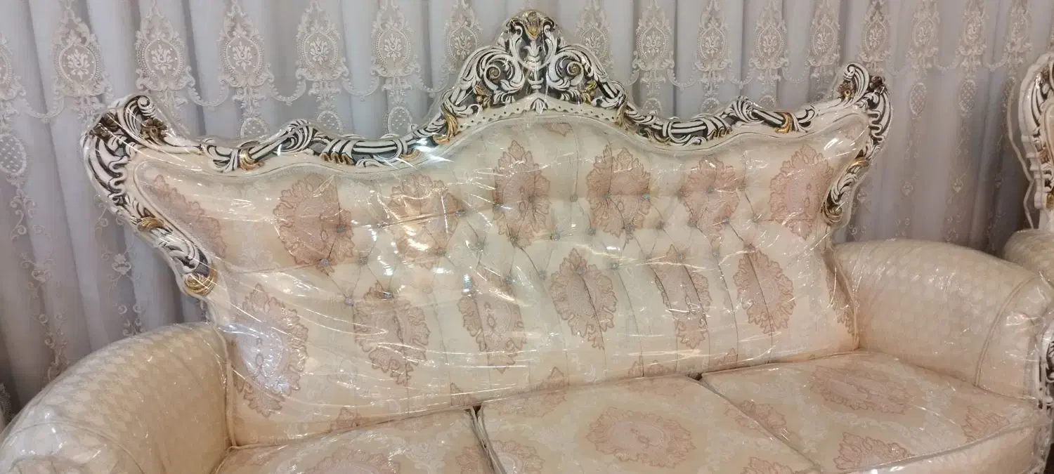 مبل سلطنتی 9نفره|مبلمان خانگی و میز عسلی|قرچک, مهدیه|دیوار