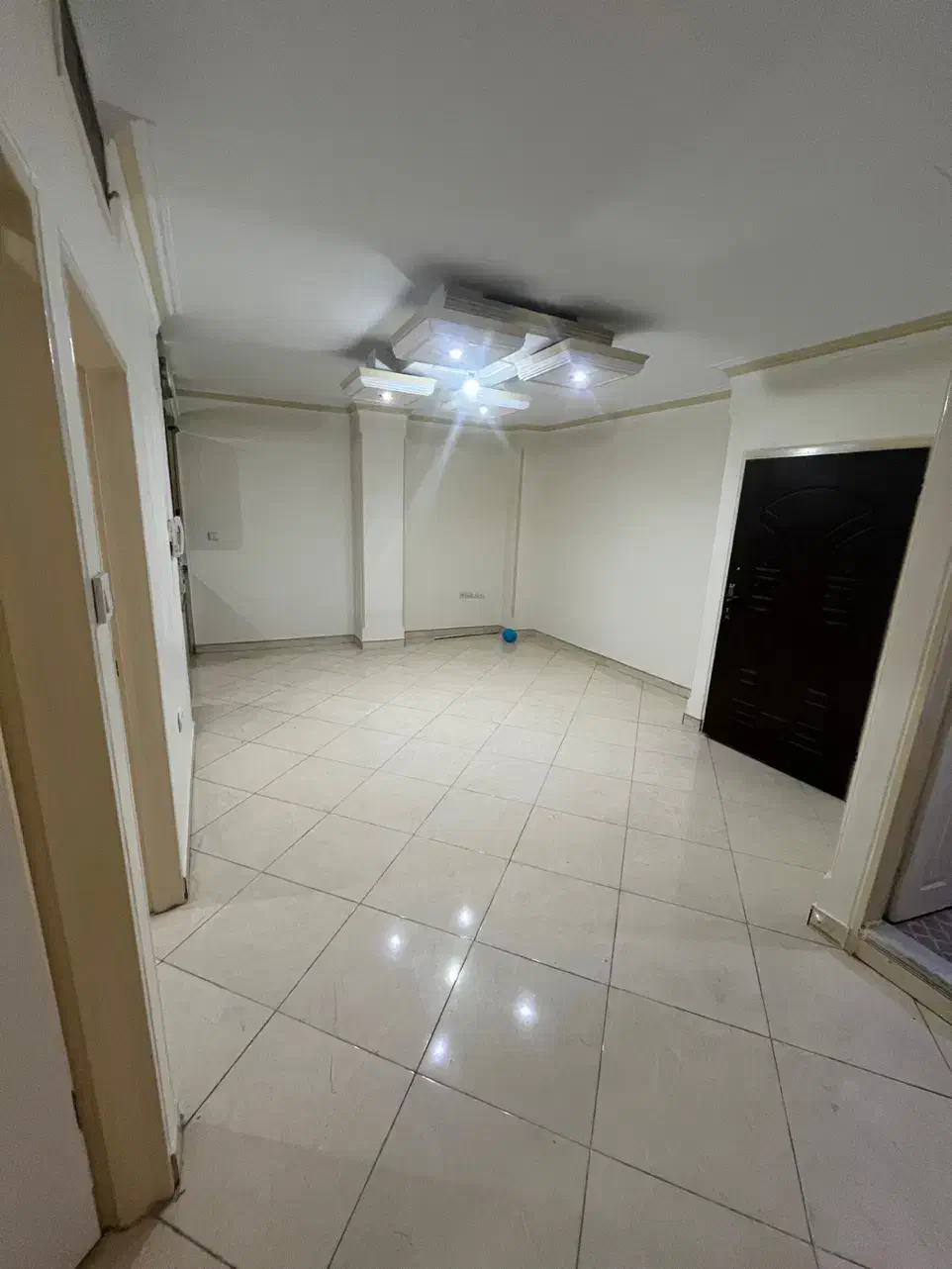 ۷۰متر/۲خواب/طبقه۳/کارون