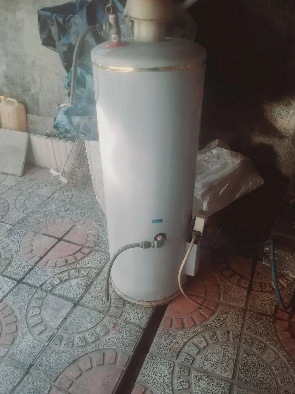 فروش اب گرمکن ب شرط|آبگرمکن، پکیج، شوفاژ|یاسوج, |دیوار