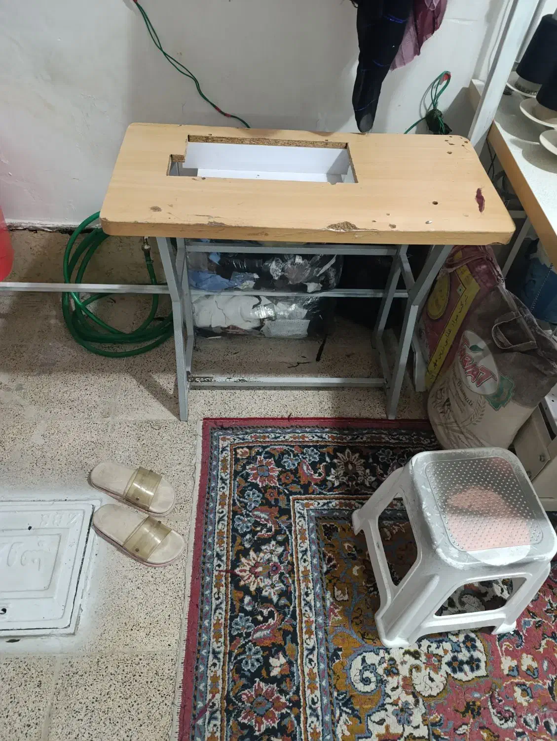 میز چرخ خیاطی|چرخ خیاطی و ریسندگی|ارومیه, |دیوار