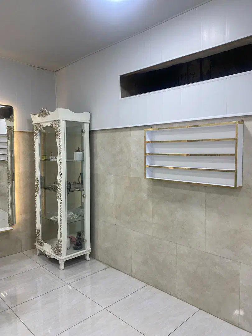 فروش لوازم سالن در حد نو|آرایشگاه و سالن‌های زیبایی|رشت, گیل|دیوار