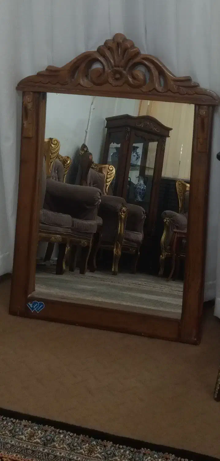 ایینه ارایشی|آینه|خوی, |دیوار