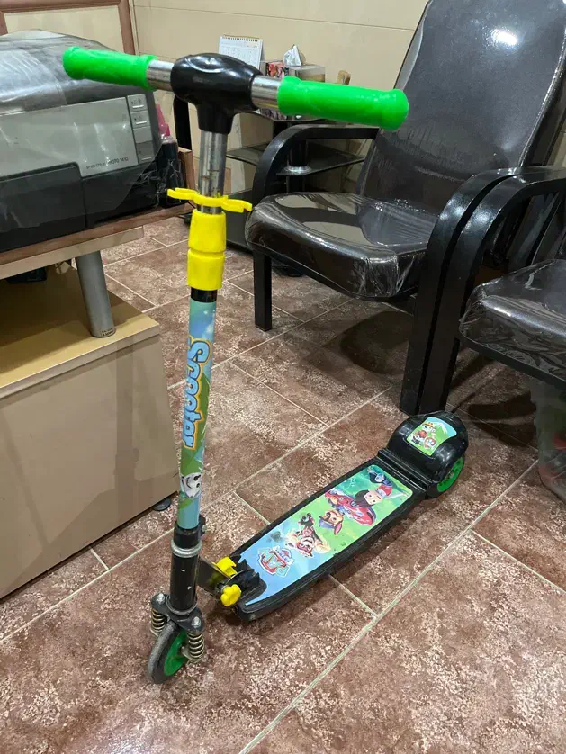 اسکوتر کودک|دوچرخه، اسکیت، اسکوتر|بندر انزلی, آخرخط|دیوار