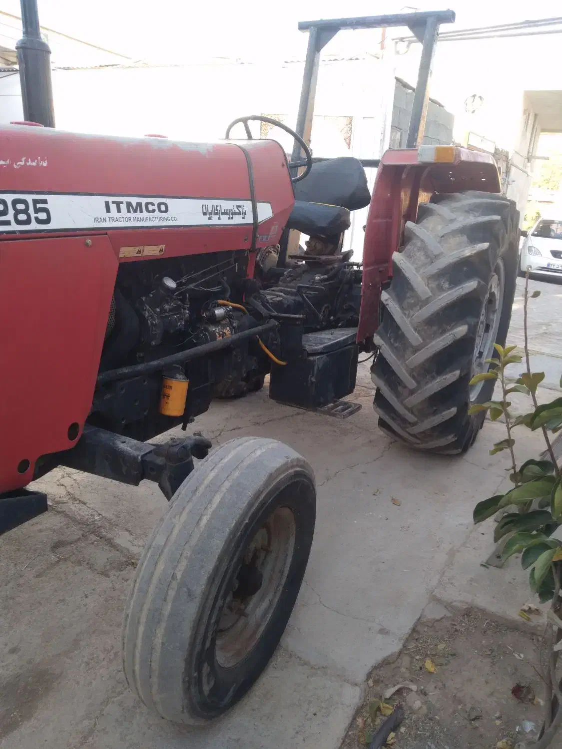 تراکتور مدل ۸۷|خودرو سنگین|ایلام, |دیوار