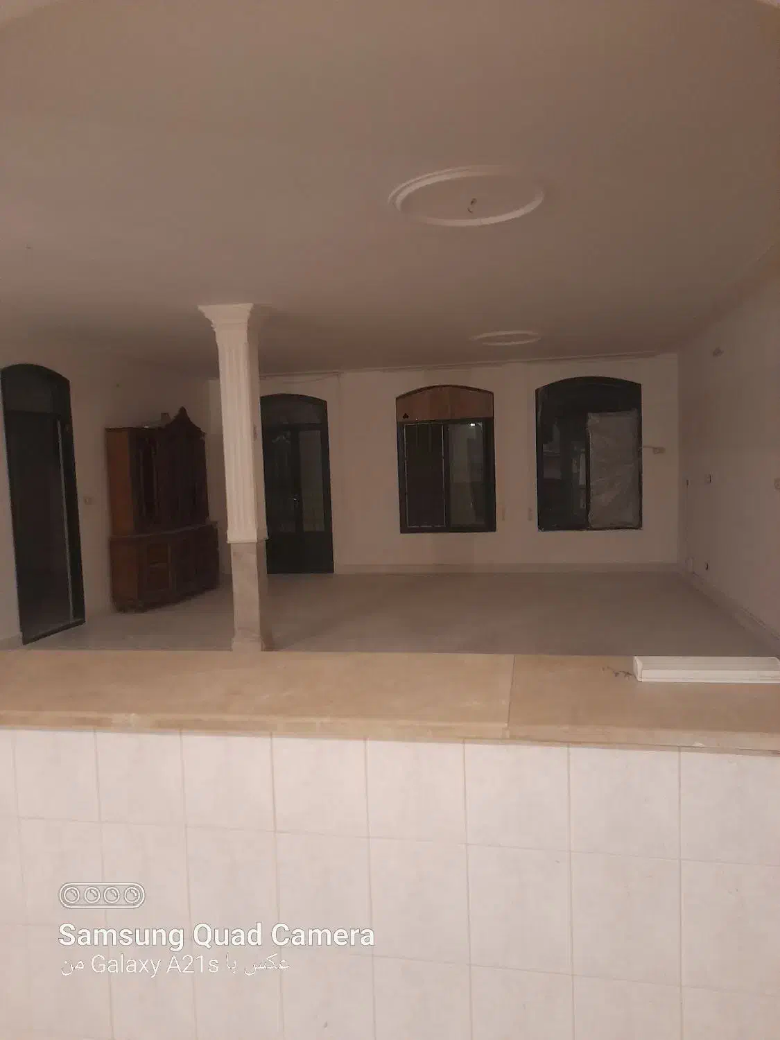 واحد ۱۴۰ متری. منفی ۸۰ ، خیابان زیارتی|اجارهٔ آپارتمان|کاشان, زیارتی|دیوار