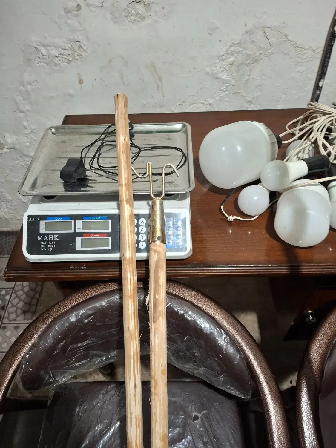 قفسه کمدمیزرگال ترازوصندلی ریسه لامپو...بخونید|حراج|اصفهان, شفق|دیوار