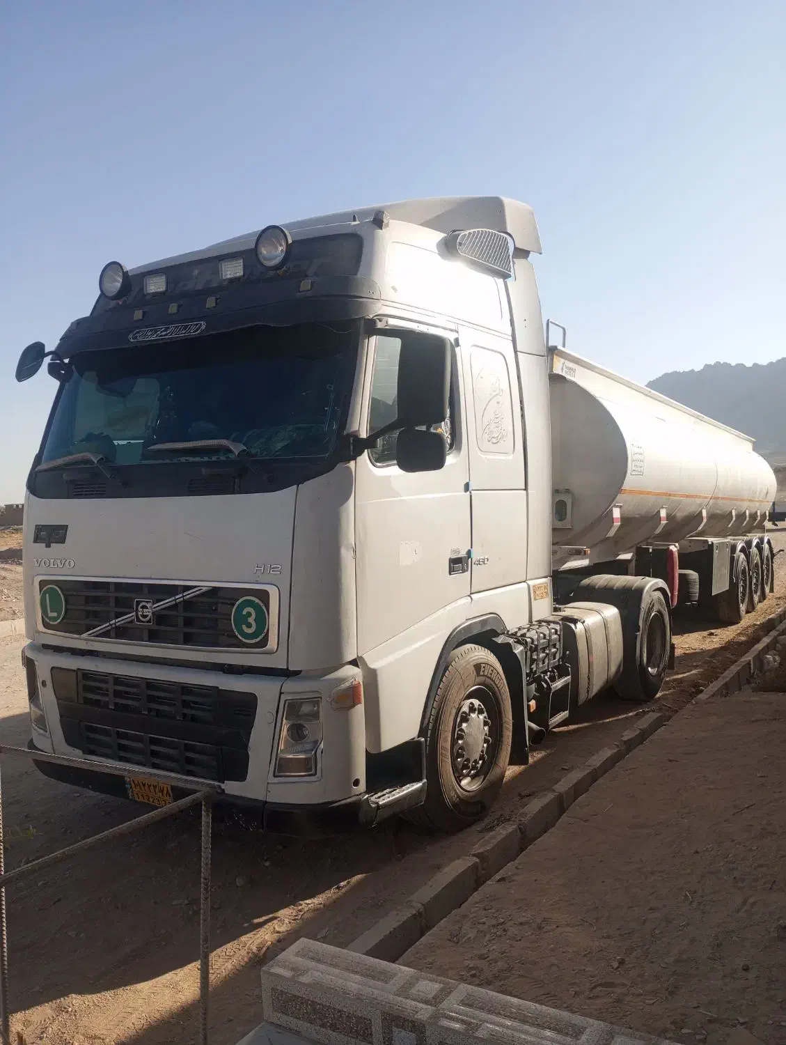 کشنده نفت کش افهاش 460دنده ای با امتیاز شرکت نفت|خودرو سنگین|خاش, |دیوار