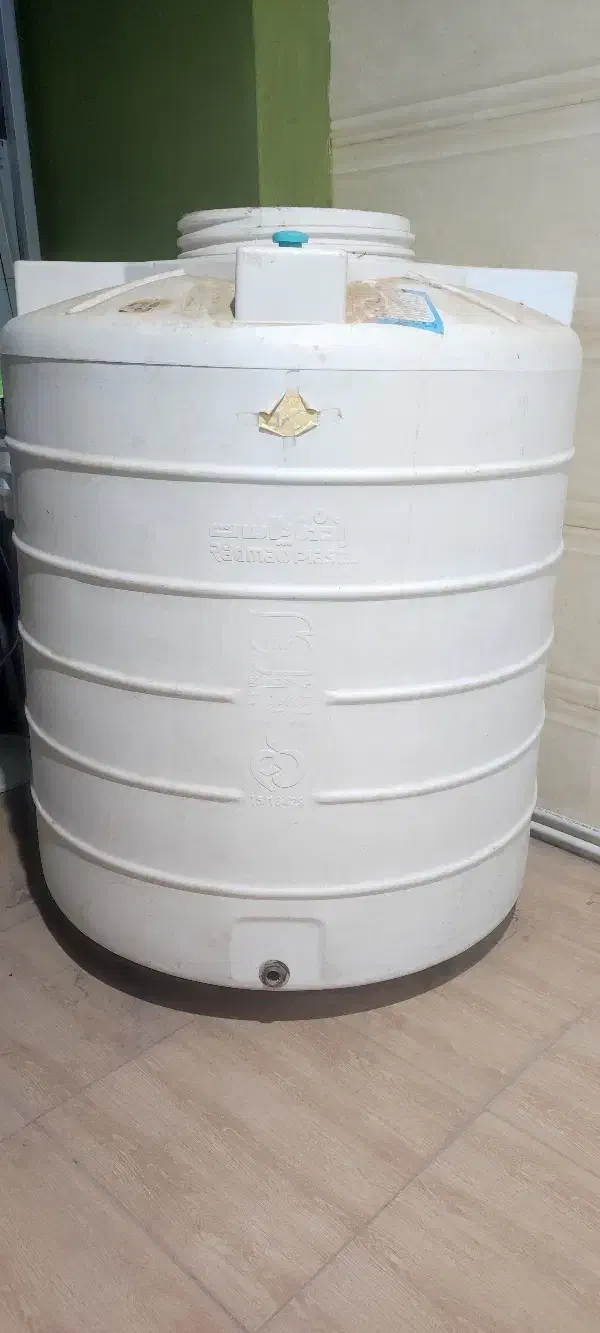 تانکر ۱۰۰۰ لیتری سه لایه|مصالح و تجهیزات ساختمان|محلات, |دیوار