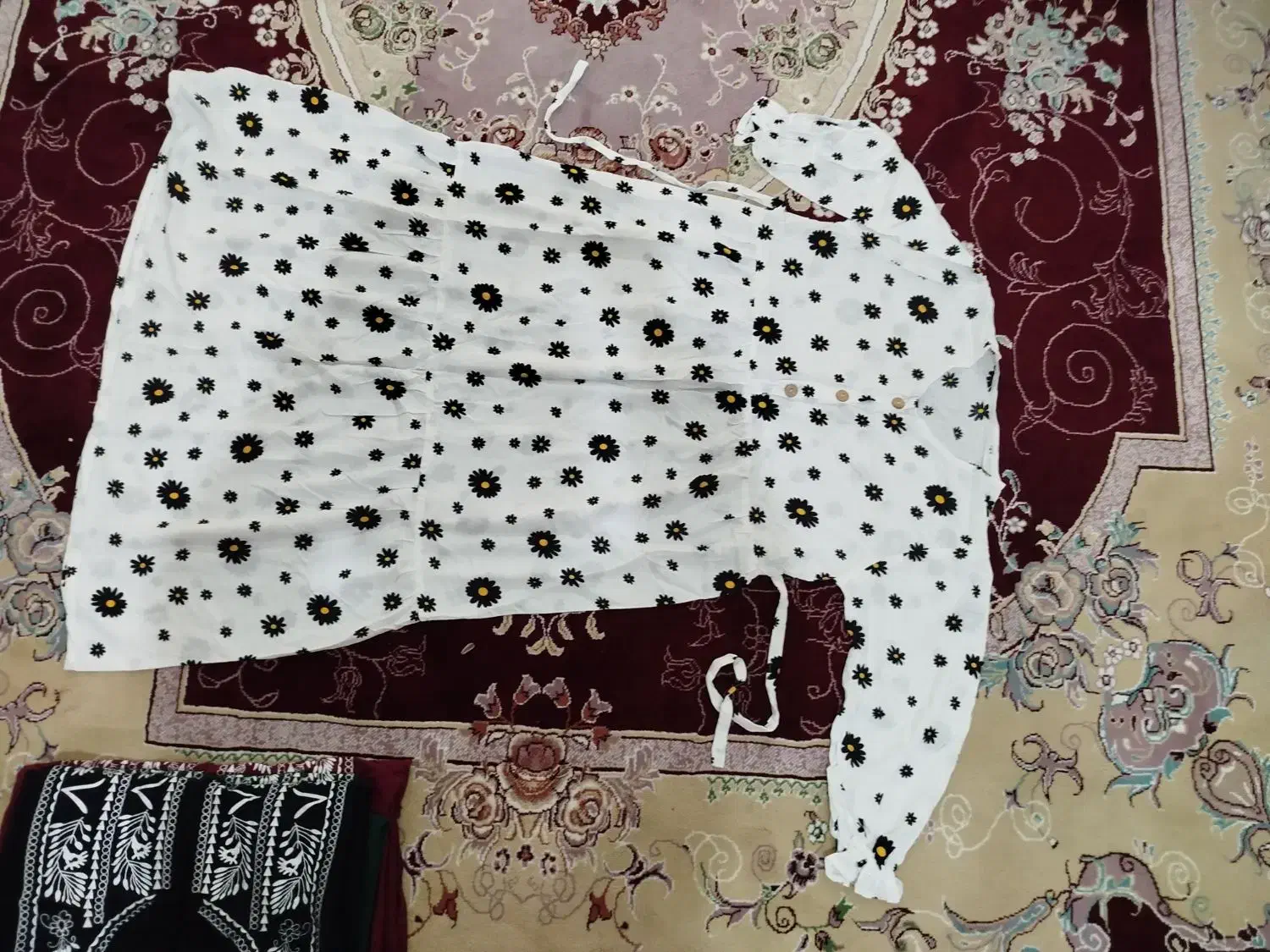 لباس نخی ولینن ودامن پفکی  به قیمت خرید پارسال|لباس|آق قلا, |دیوار