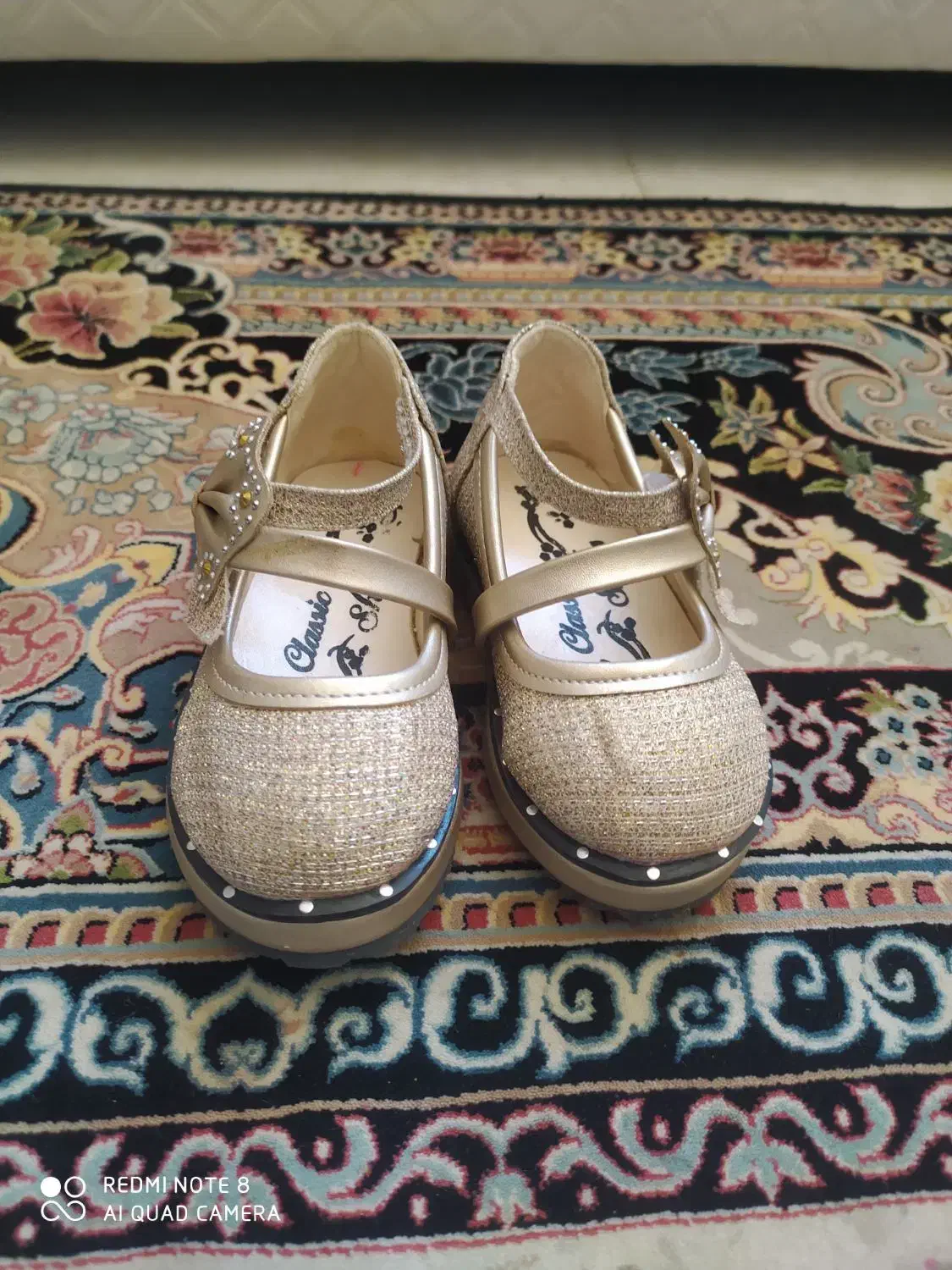 کفش کودک|کفش و لباس بچه|شیراز, محراب|دیوار