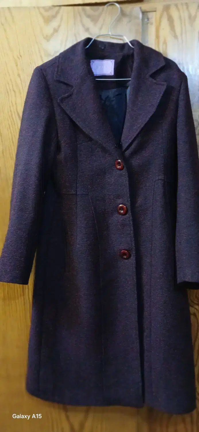 پالتو|لباس|لنگرود, |دیوار