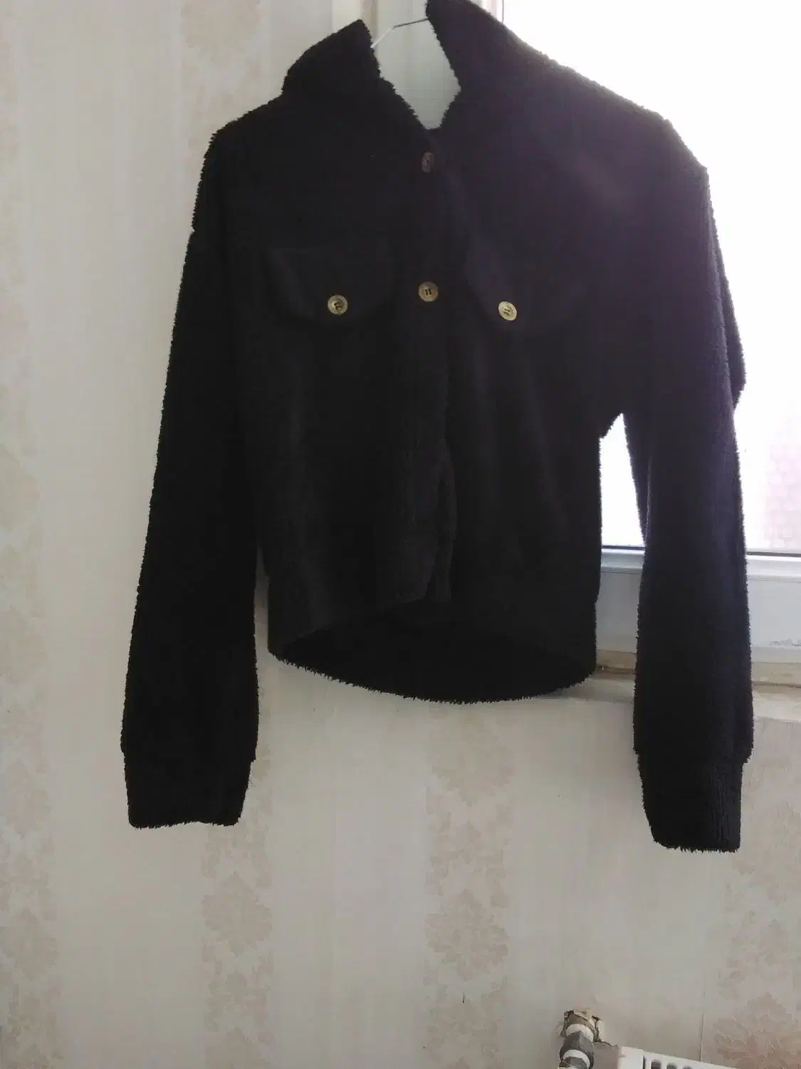 مقداری لباس|لباس|خرم‌آباد, |دیوار