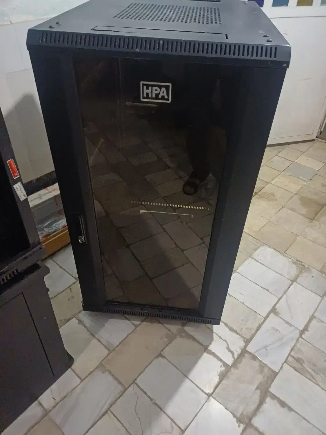 رک ۲۲و ۲۴ و ۴۲|مودم و تجهیزات شبکه|قم, دروازه چوبی|دیوار