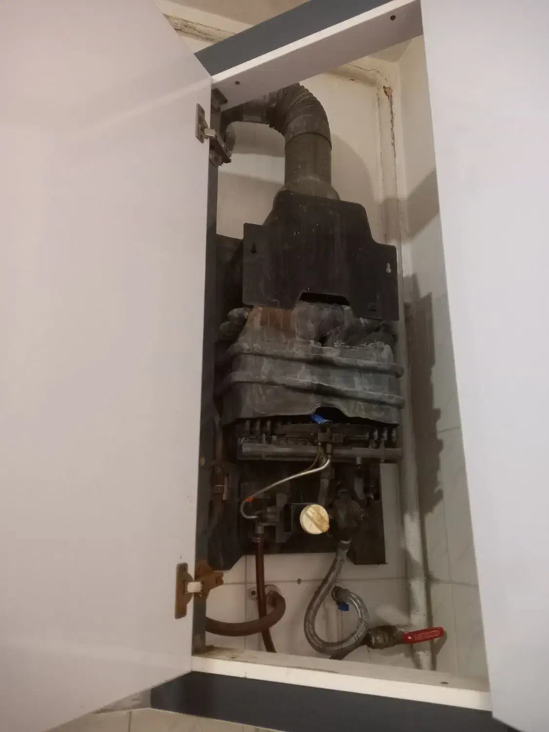 تعمیرسرویس آبگرمکن وبخاری|خدمات پیشه و مهارت|خرم‌آباد, |دیوار