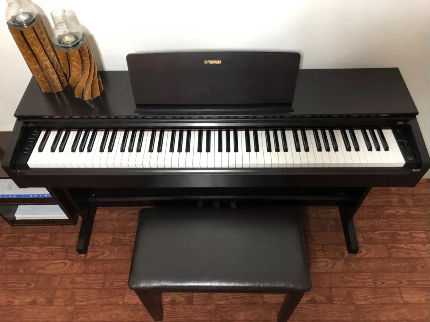 پیانو یاماها YDP 143|پیانو، کیبورد، آکاردئون|رشت, حمیدیان|دیوار