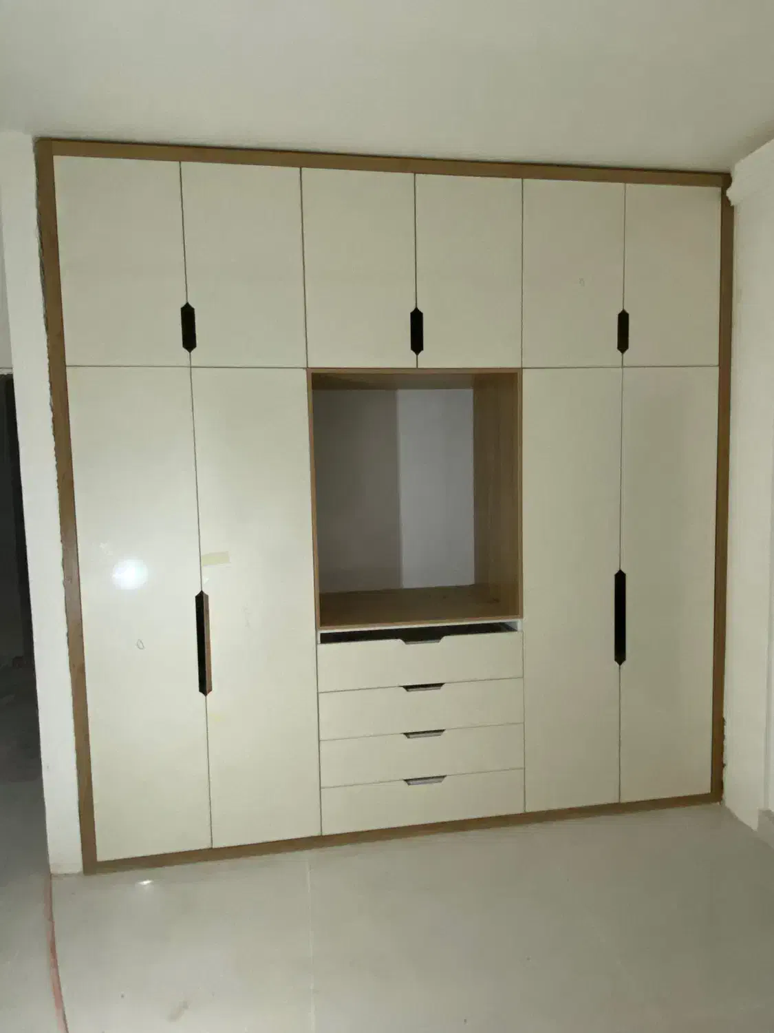 ساخت تمام مدل های کابینت و کمد|جاکفشی، کمد، دراور|بجنورد, |دیوار