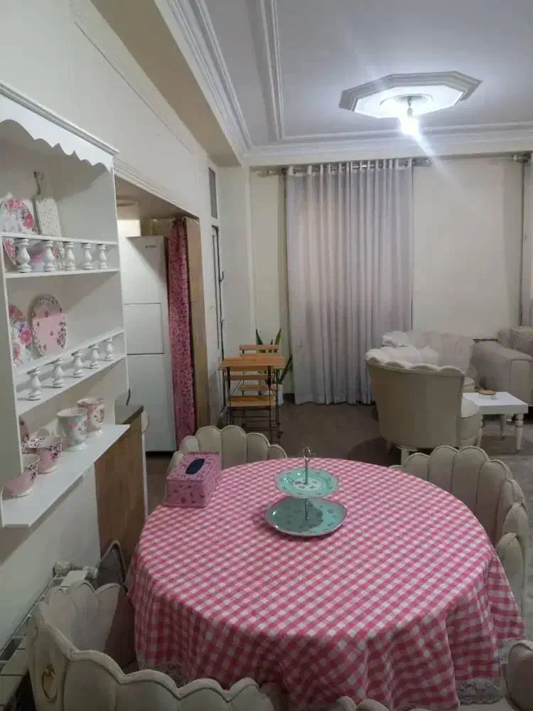 همخانه|اجارهٔ آپارتمان|کرج, مصباح|دیوار