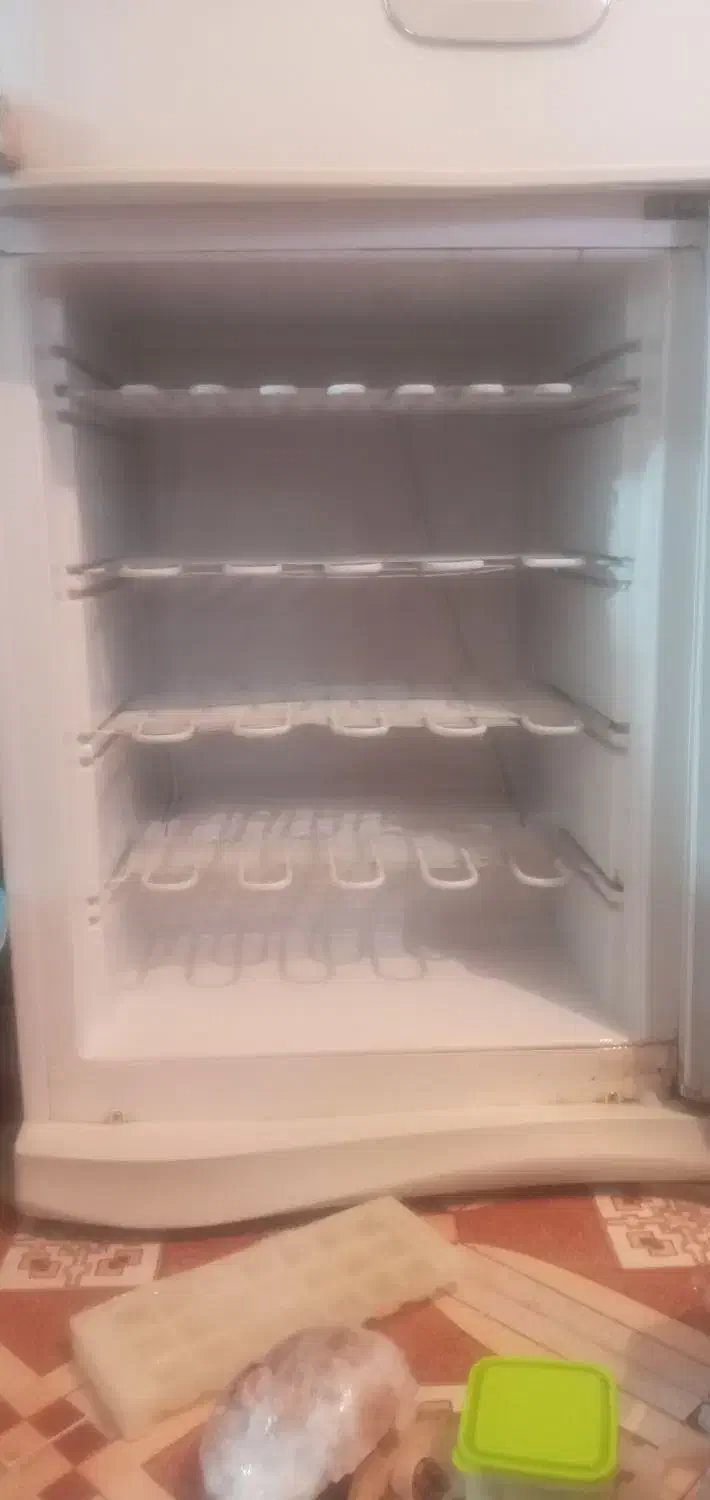 یخچال|یخچال و فریزر|تویسرکان, |دیوار