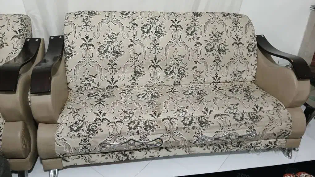 مبل ۶نفره|مبلمان خانگی و میز عسلی|مشهد, مشکینی (شهرک غرب)|دیوار