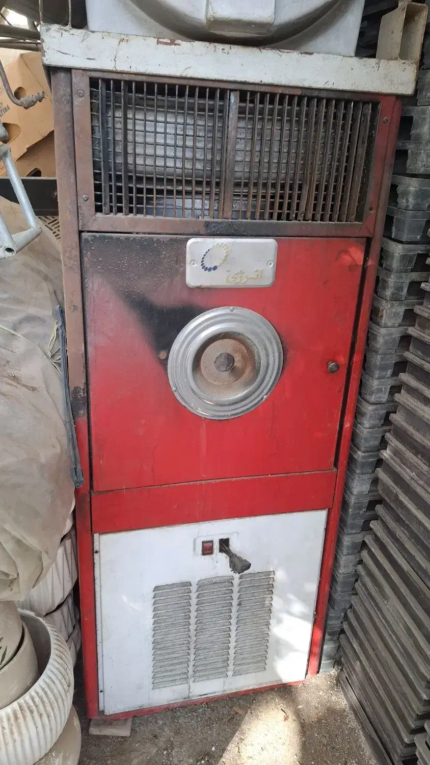 بخاری، هیتر نفتی|بخاری، هیتر، شومینه|مشکیندشت, |دیوار