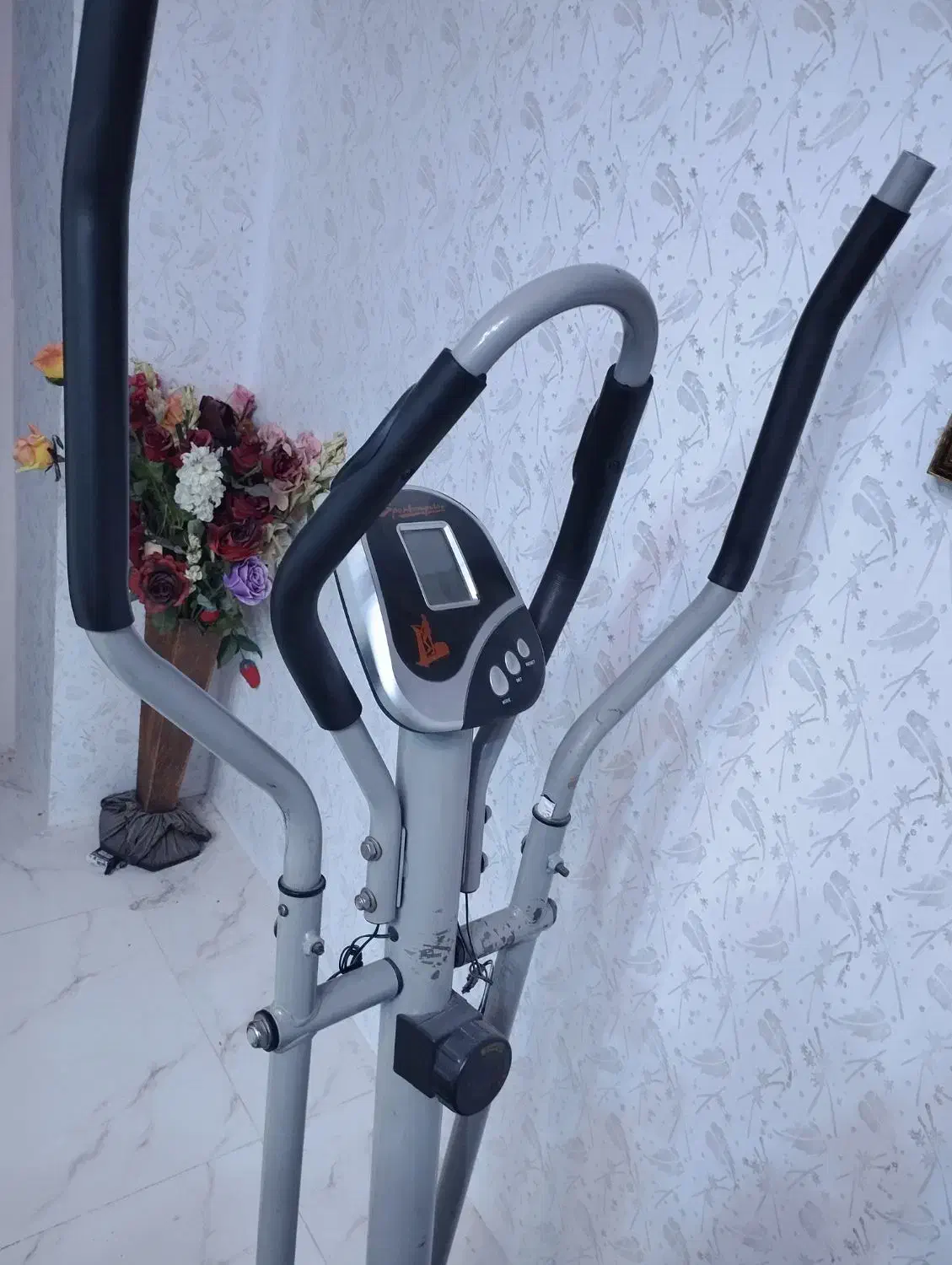 دوچرخه ایستاده ورزشی|تجهیزات ورزشی|کرمانشاه, |دیوار