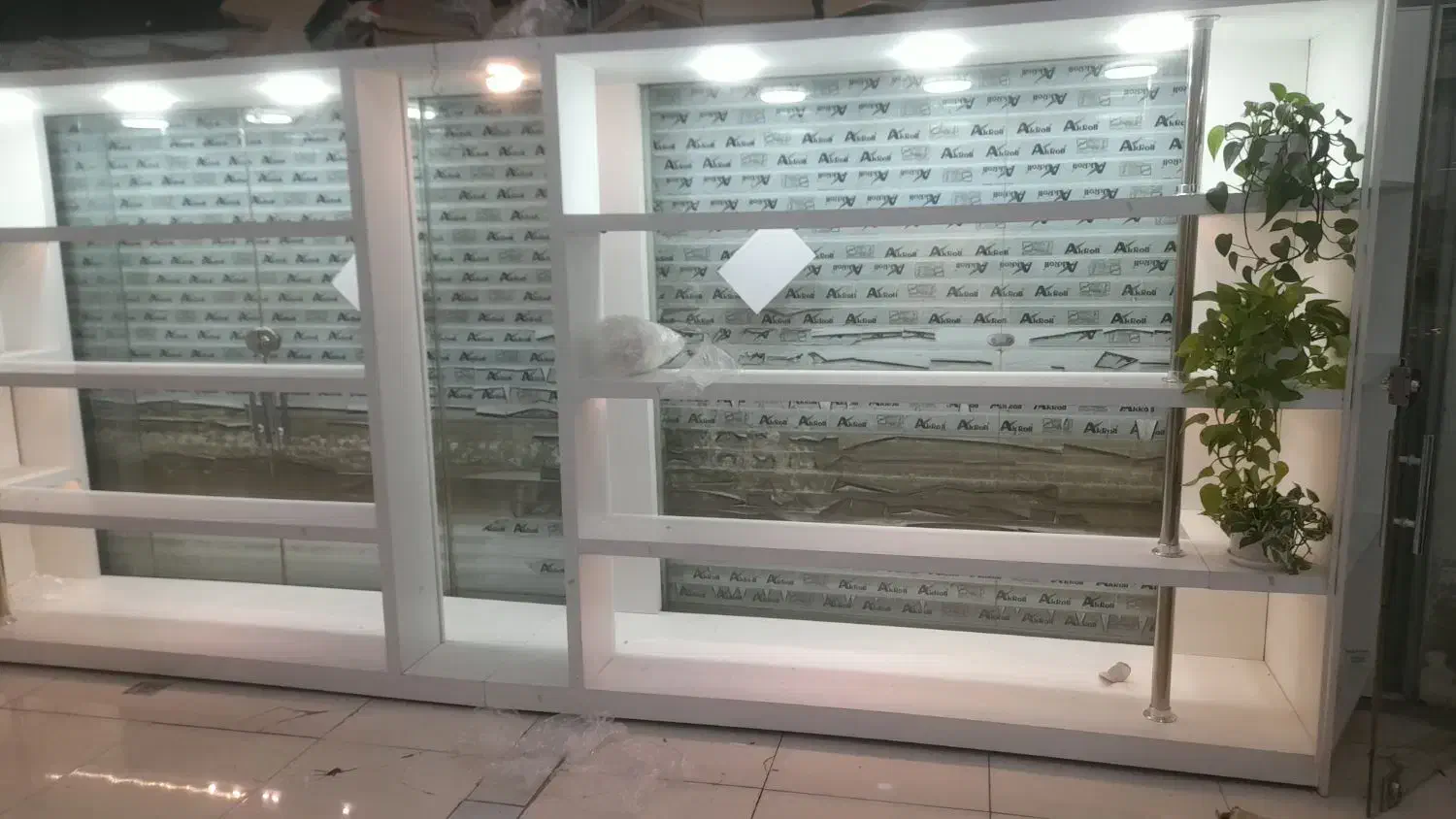 ویترین و کمد|فروشگاه و مغازه|گلبهار, شهر جدید گلبهار|دیوار