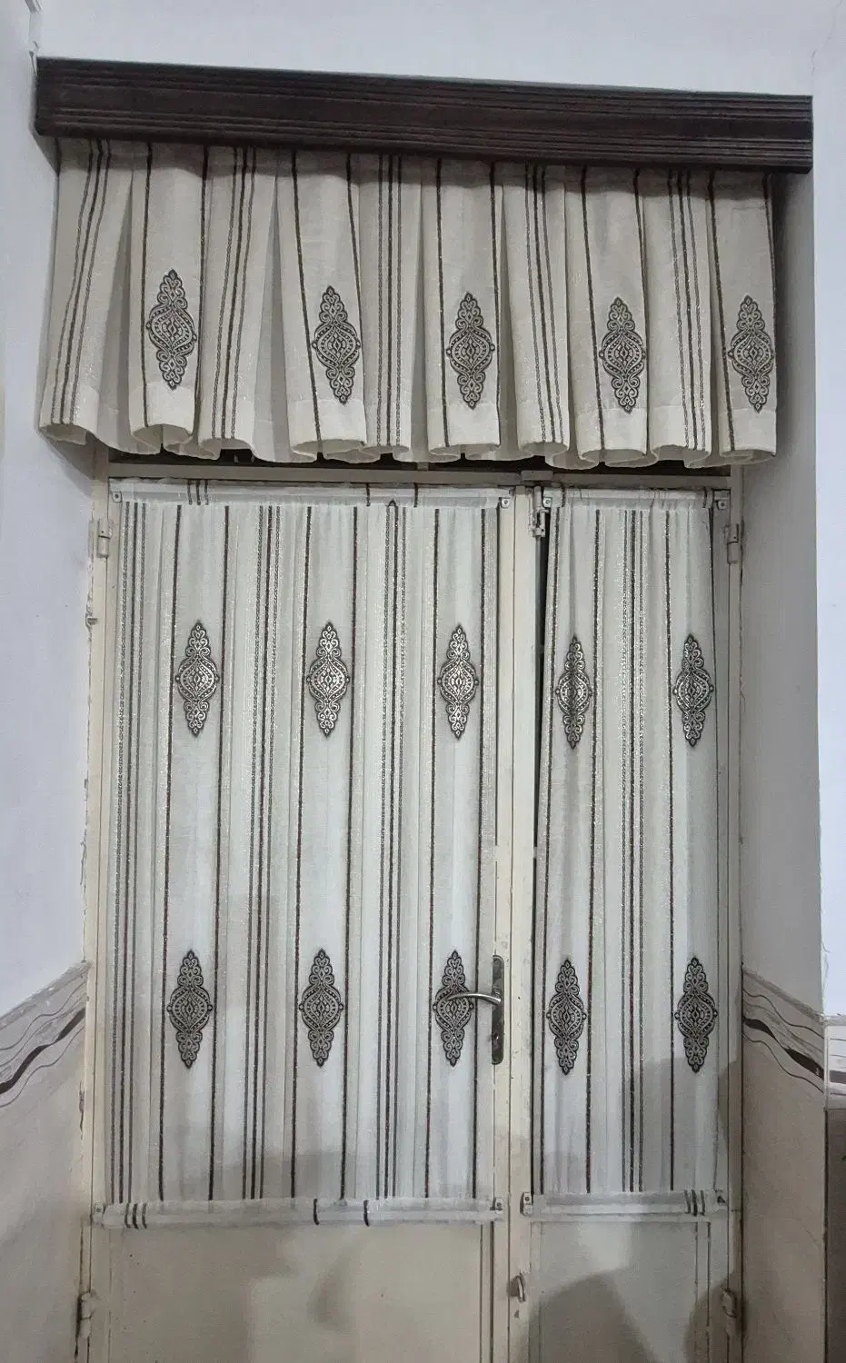 پرده و پشت دری با کتیبه|پرده، رانر، رومیزی|رفسنجان, |دیوار