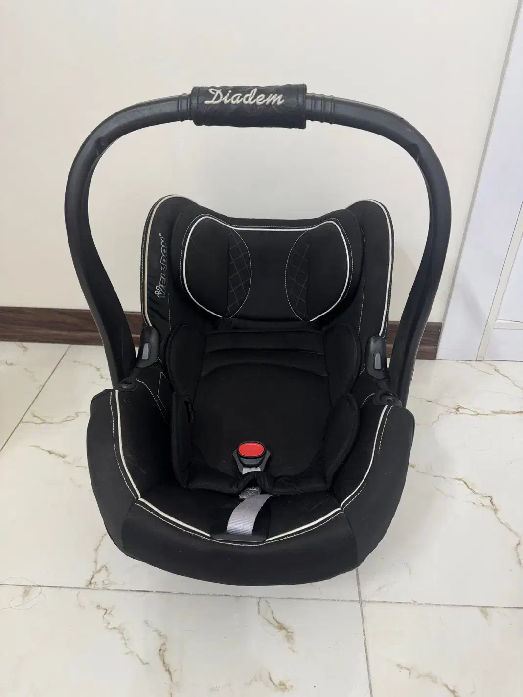 کریر ولدون آلمان|کالسکه و لوازم جانبی|اصفهان, رزمندگان|دیوار