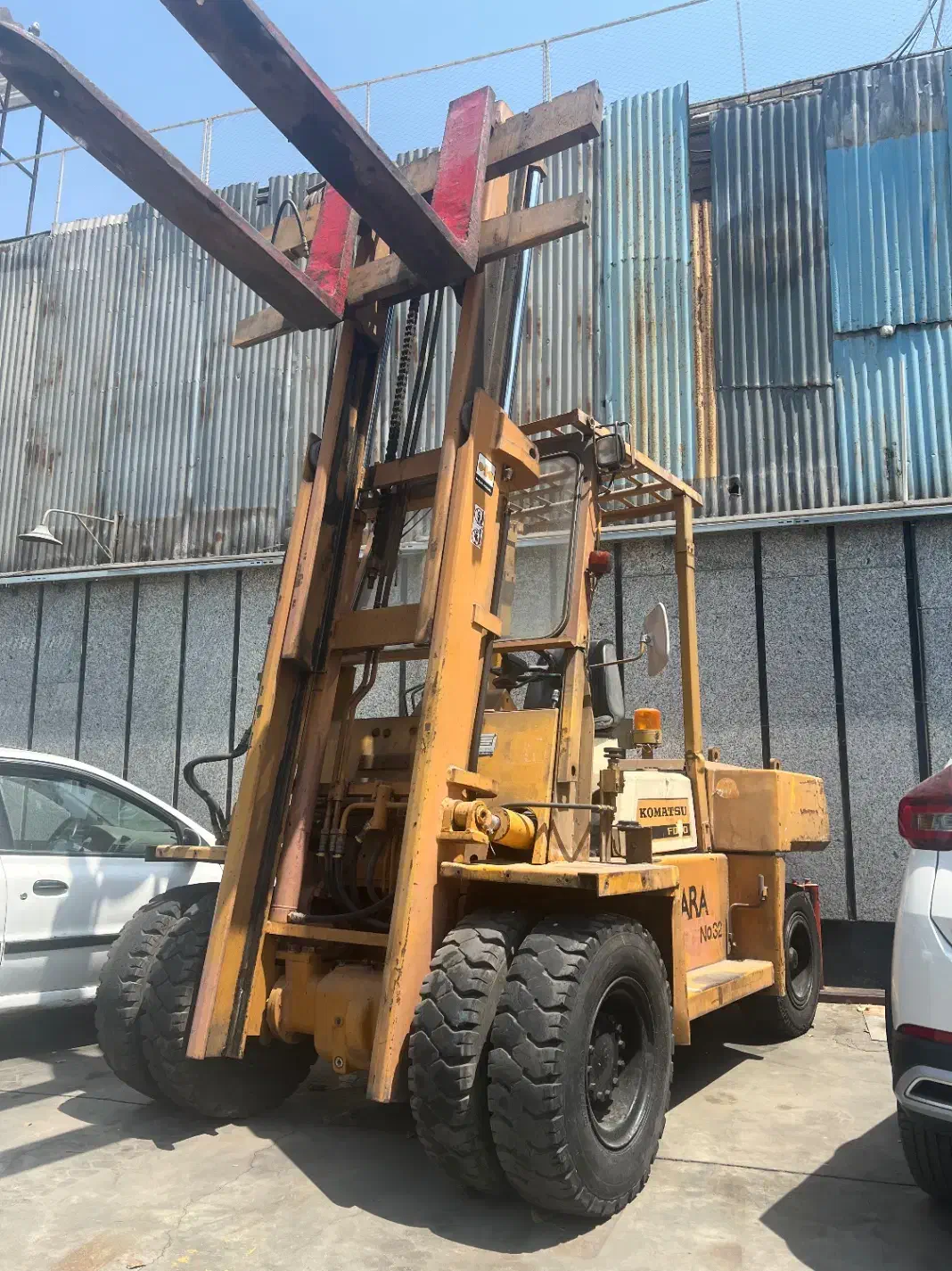 لیفتراک ۷ تن کوماتسو خط ۵ دیزل وارداتی در حد صفر|خودرو سنگین|ری, دولتآباد|دیوار