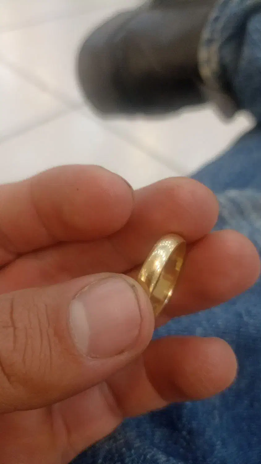 یک عدد انگشتر طلا یک گرم و هفتصد صوت فروش فوری|جواهرات|صدرا-فارس, فاز ۲|دیوار