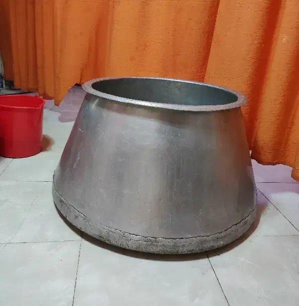 دیگ روحی|ظروف پختوپز|سنقر, |دیوار