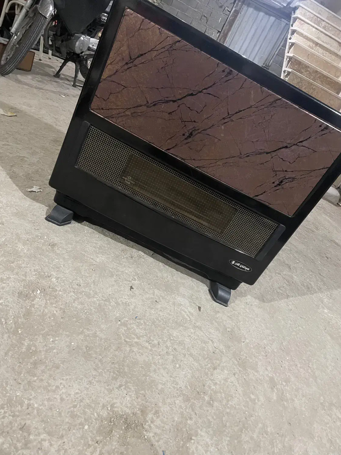 بخاری گازی در حد نو|بخاری، هیتر، شومینه|بومهن, |دیوار