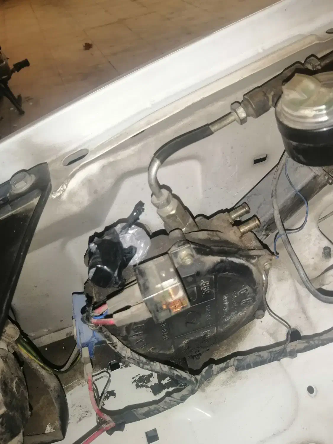 کپسول سی ان جی بزرگ پژو ی|قطعات یدکی و لوازم جانبی|کرج, شهرک جهان آرا|دیوار