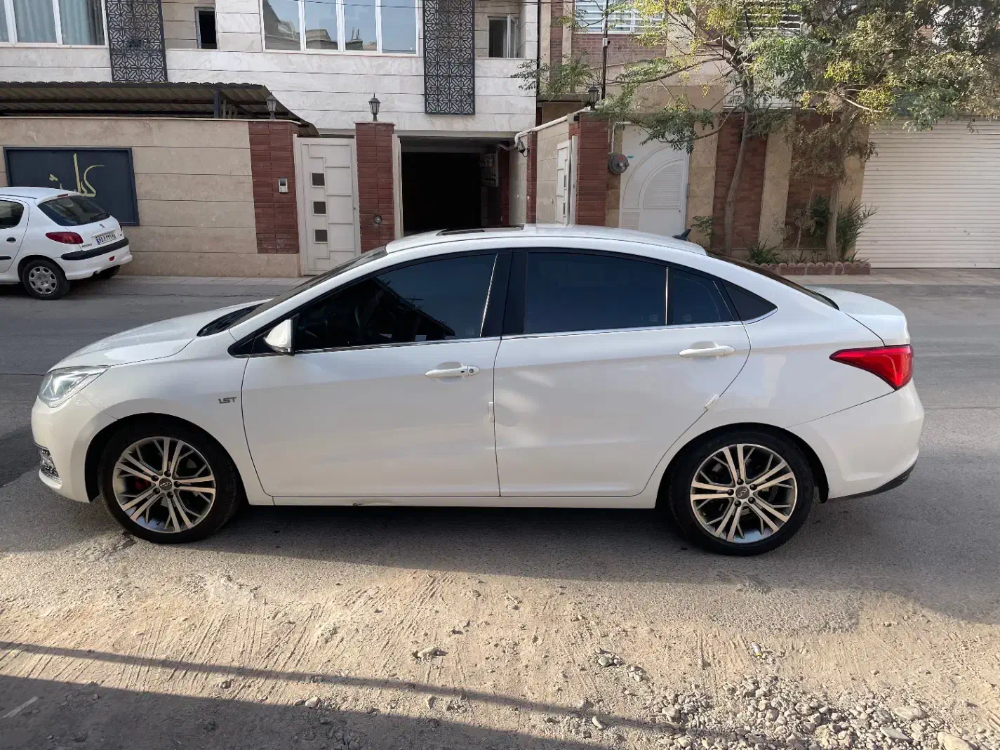 اریزو پنج اکسلنت اتومات توربو|خودرو سواری و وانت|کرمان, |دیوار