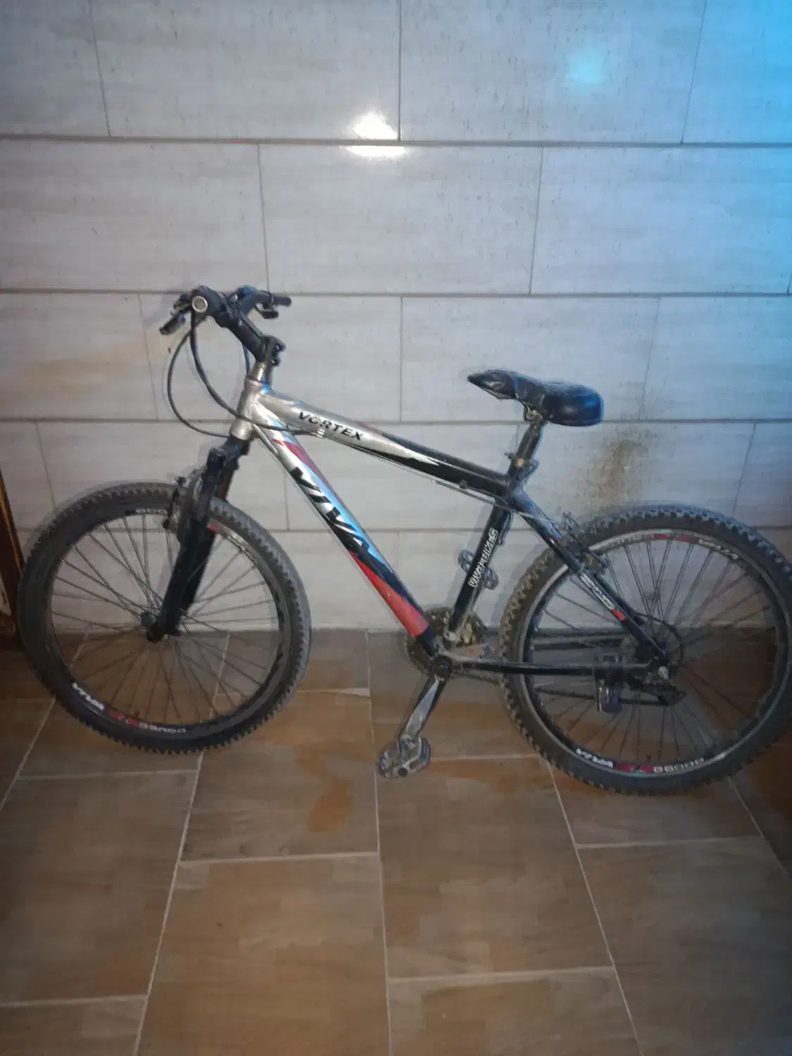 دوچرخه|دوچرخه، اسکیت، اسکوتر|ابریشم, |دیوار